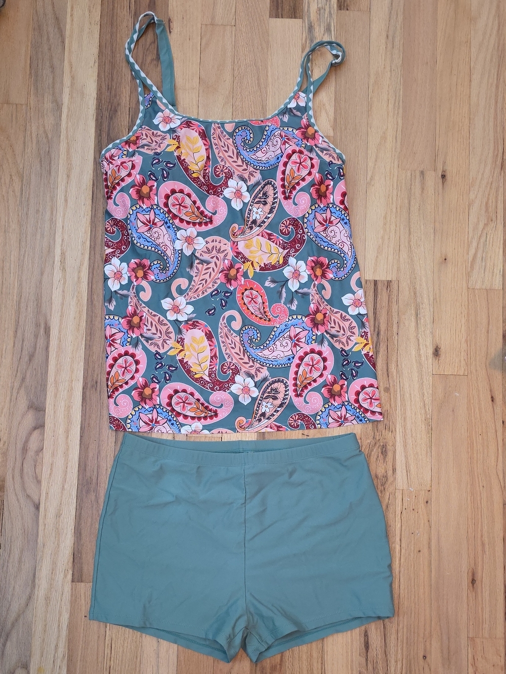 Women’s Paisley Print Tankini Top and Green Swim Skirt Set